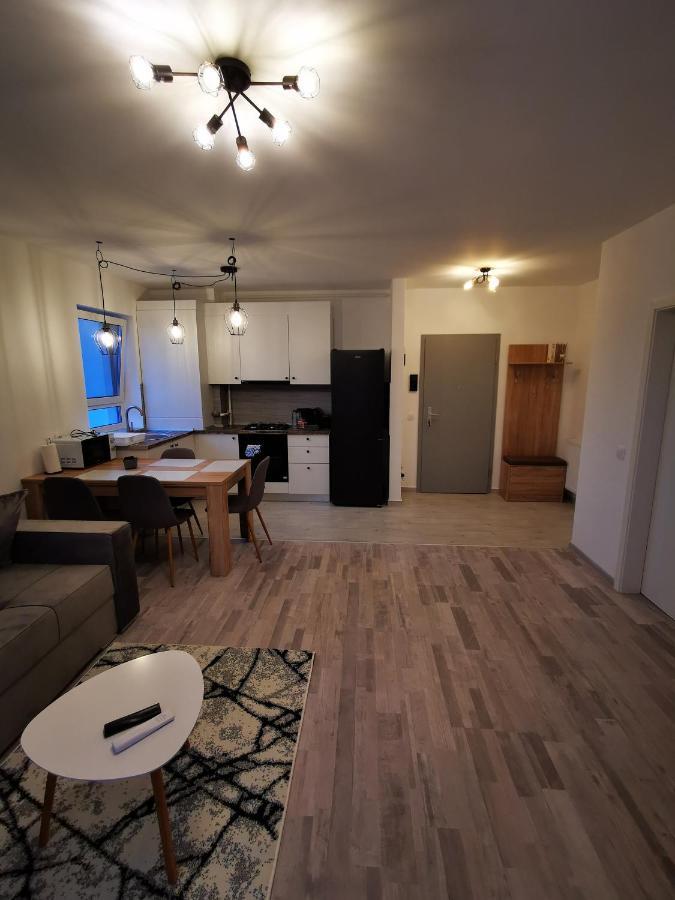 Teo Apartment Μπρασόβ Εξωτερικό φωτογραφία